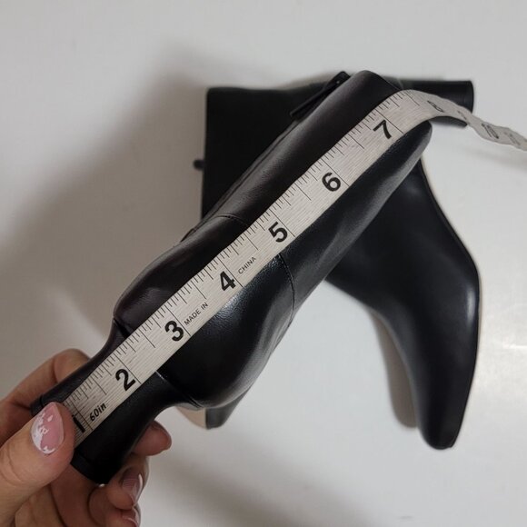 NEW Vince Hilda Ankle Boots Womens 7 Black Minimalist Chic Designer Simple - Picture 9 of 10